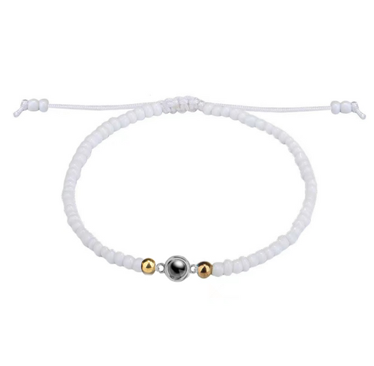 ⁨צמיד אבנים צבעוניות עם תמונה מוצפנת ⁩ - Myone Jewelry